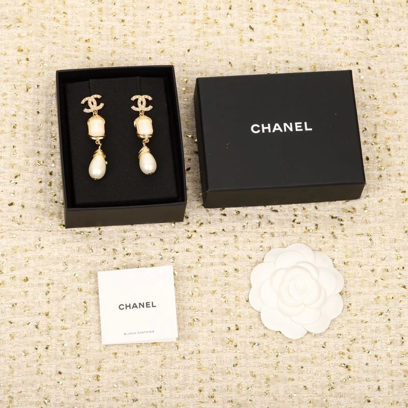 Chanel Earrings Youthful 230711