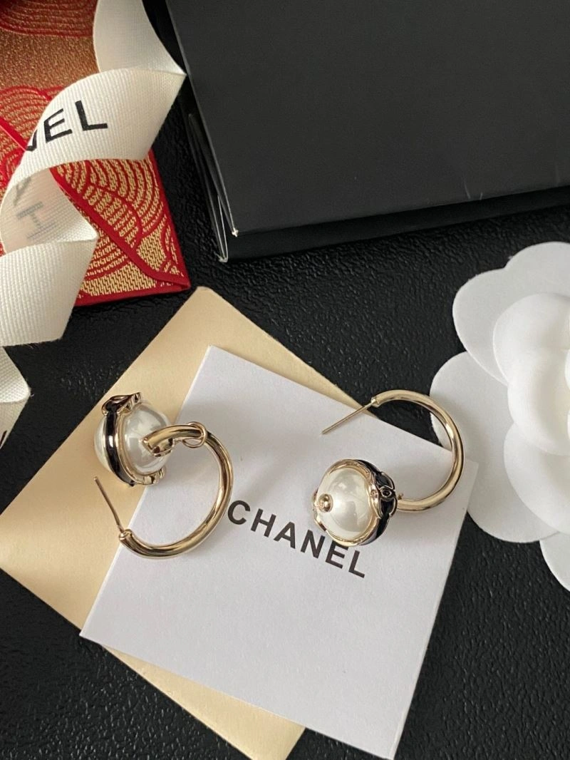 Chanel Earrings MoistureWicking 230716