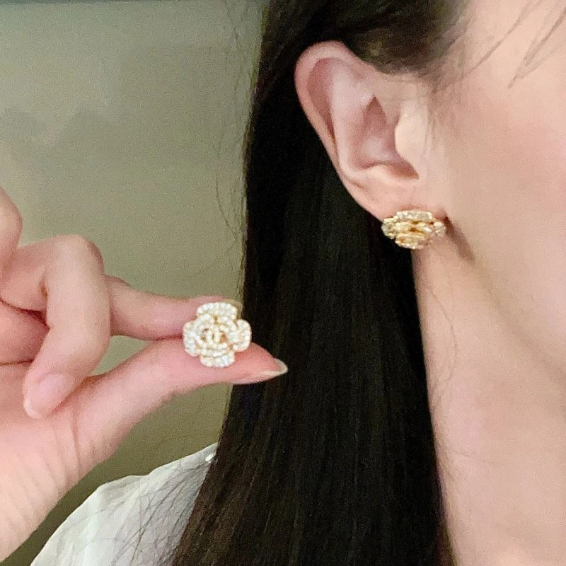 Chanel Earrings Youthful 230696