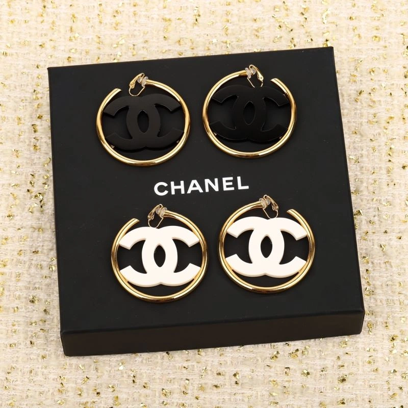 Chanel Earrings TravelReady 230712