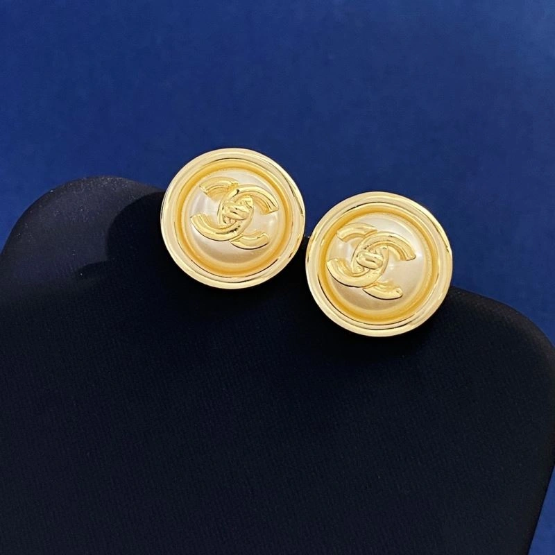 Chanel Earrings Youthful 230775
