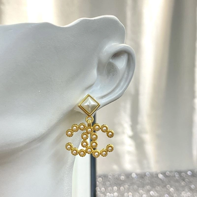 Practical Chanel Earrings 230706