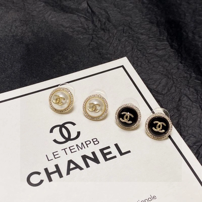 Stylish Chanel Earrings 230726