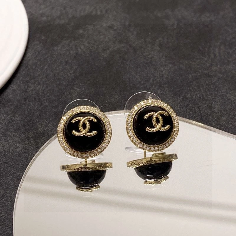 Stylish Chanel Earrings 230726