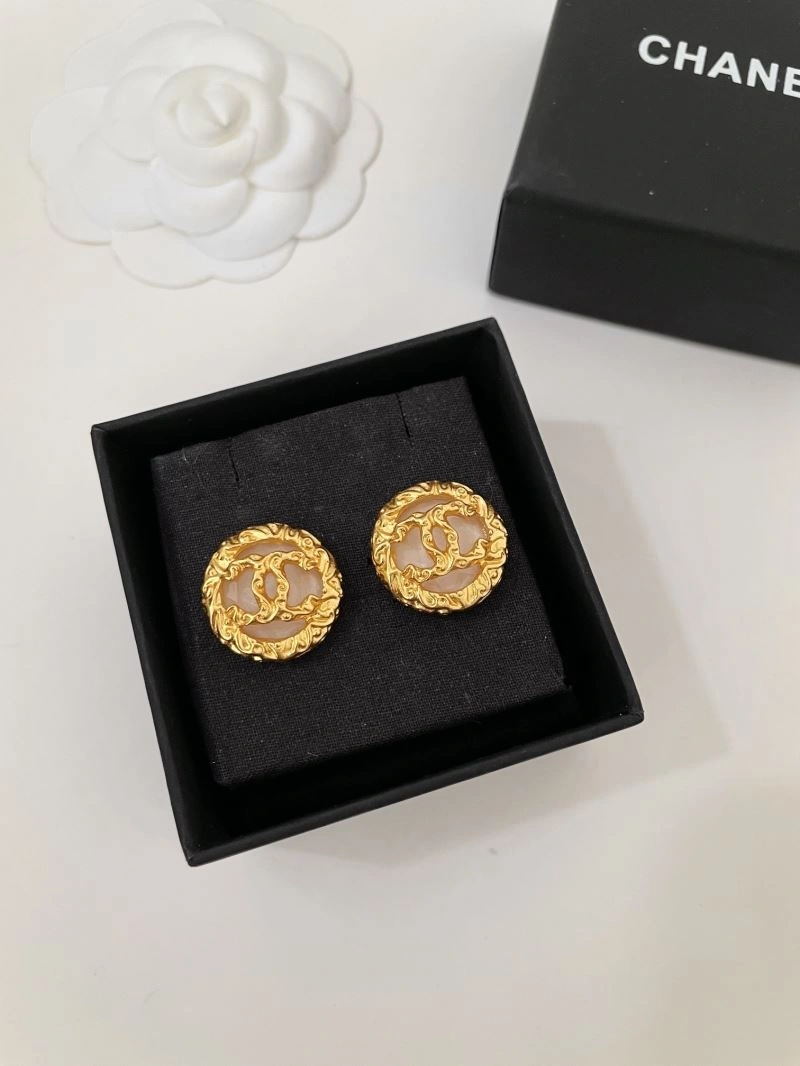 Supportive Chanel Earrings 230660