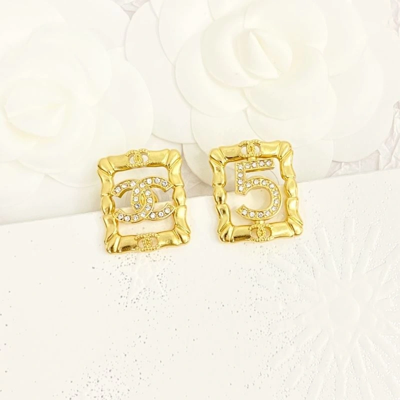 Breathable Chanel Earrings 230672