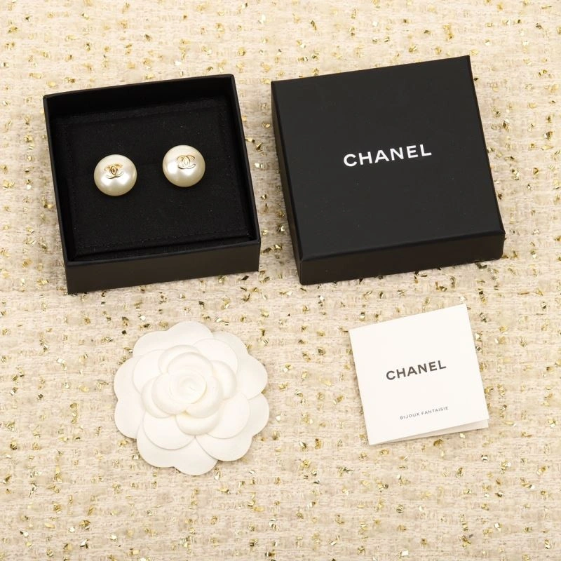 Chanel Earrings Sophisticated 230626