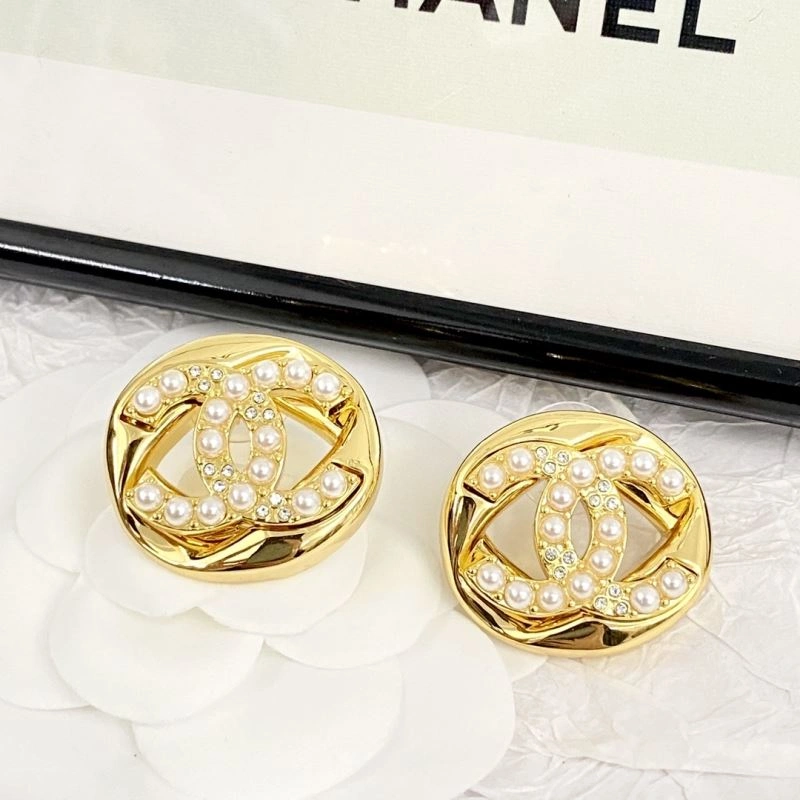 Compact Chanel Earrings 230624