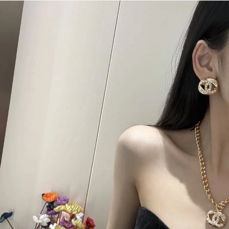 Compact Chanel Earrings 230624