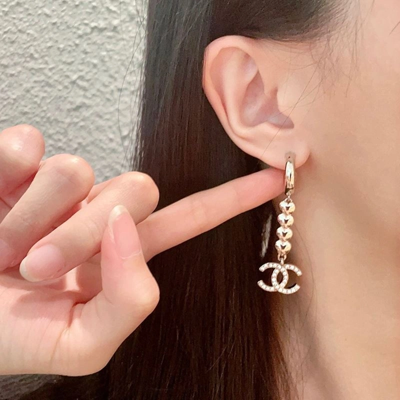 Supportive Chanel Earrings 230605
