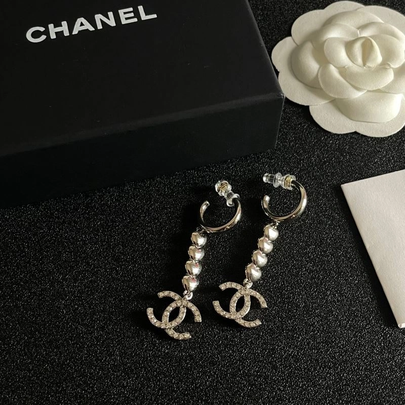Supportive Chanel Earrings 230605