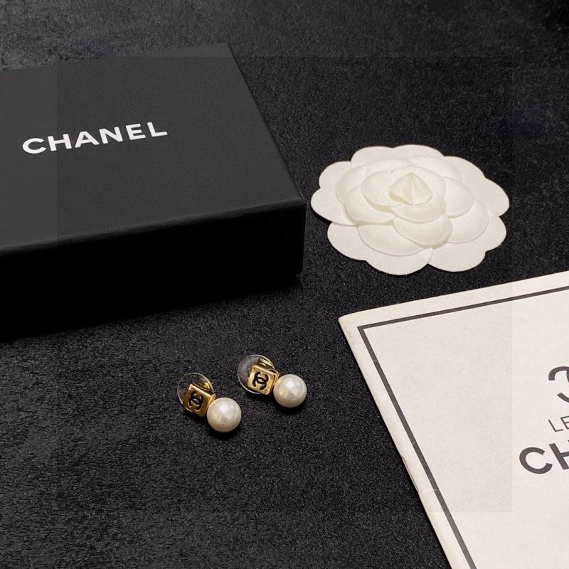 Affordable Chanel Earrings 230611