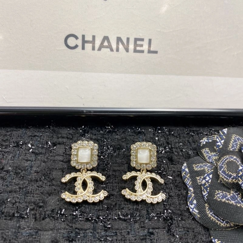 Chanel Earrings Trendsetting 230620