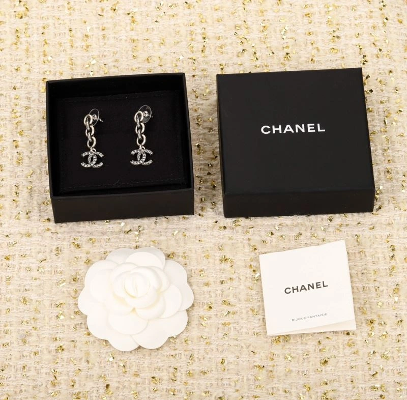 Breathable Chanel Earrings 230579