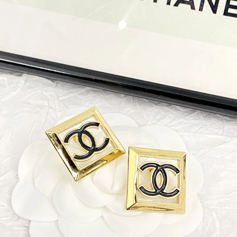 RelaxedFit Chanel Earrings 230580