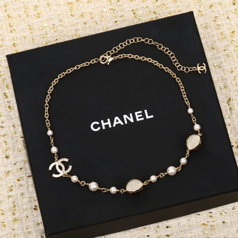 Chanel Earrings Elegant 230596