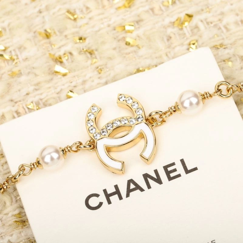 Chanel Earrings Elegant 230596