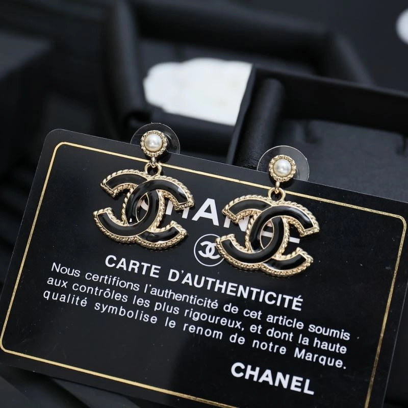 Chanel Earrings Compact 230547