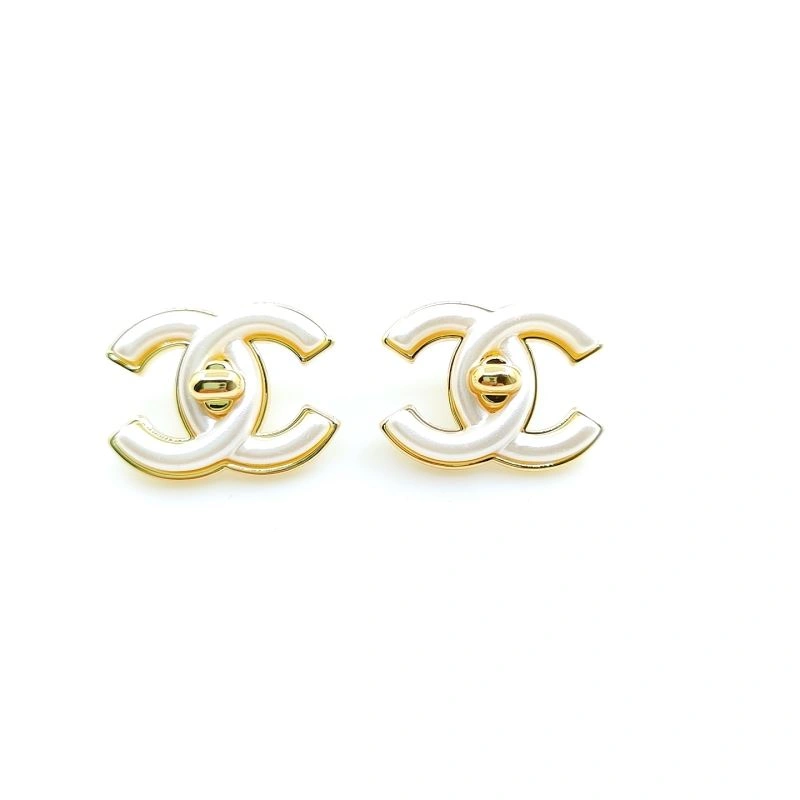 Fashionable Chanel Earrings 230532