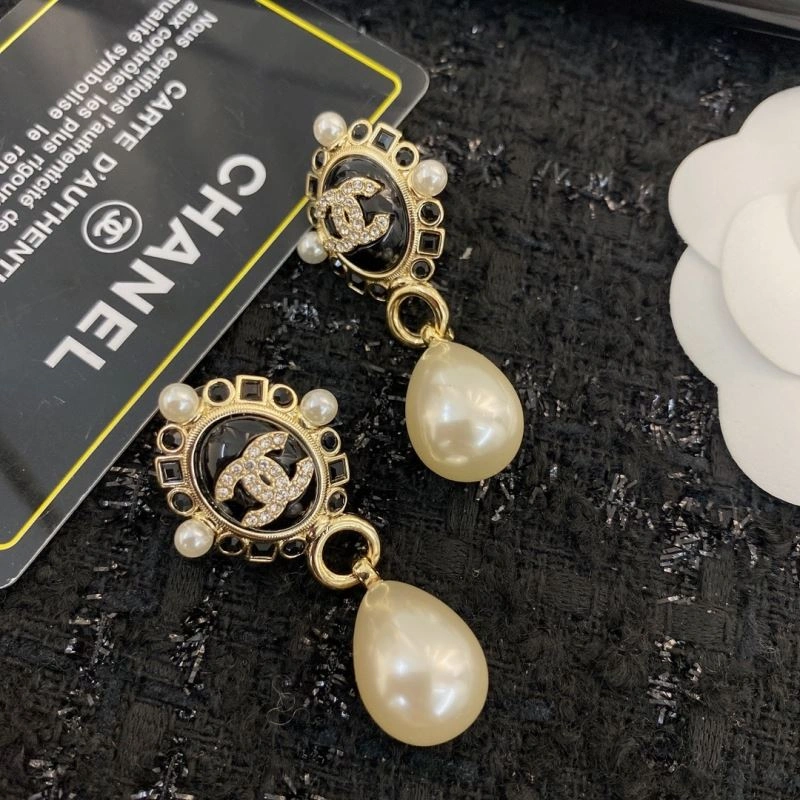 Breathable Chanel Earrings 232302