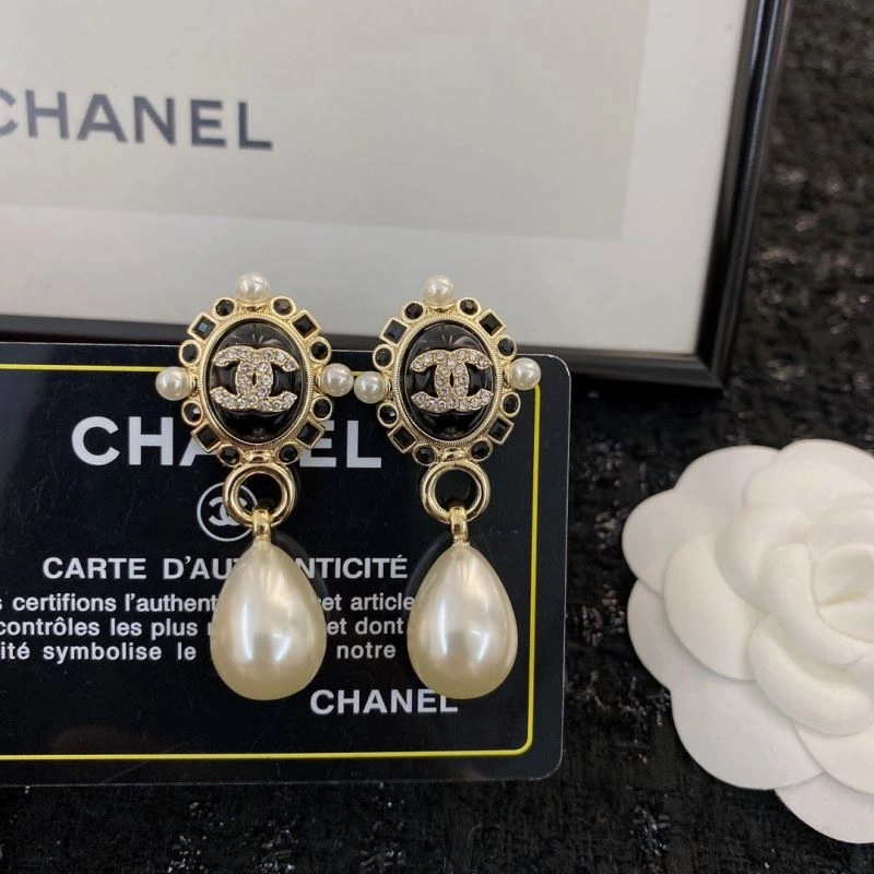 Breathable Chanel Earrings 232302