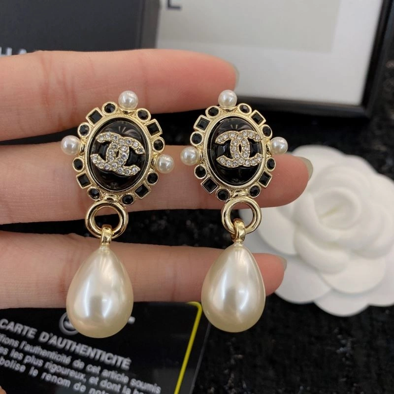 Breathable Chanel Earrings 232302