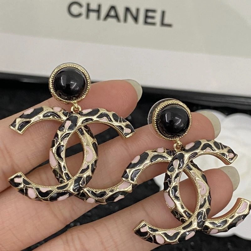 Tailored Chanel Earrings 232304