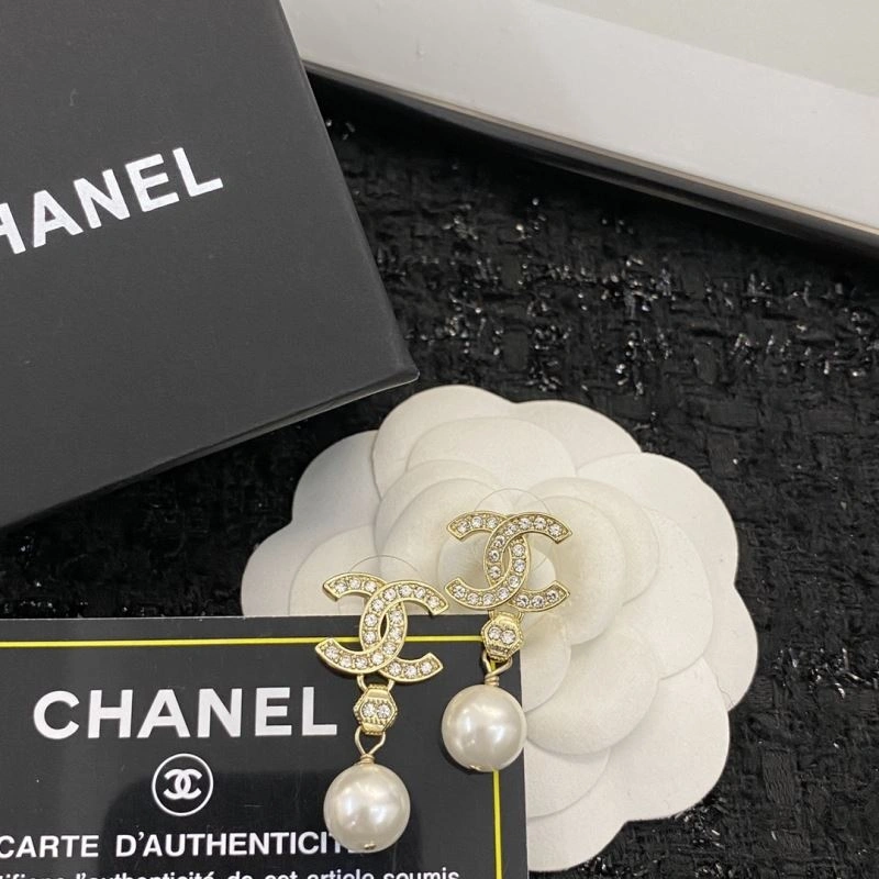 Chanel Earrings Casual 232317