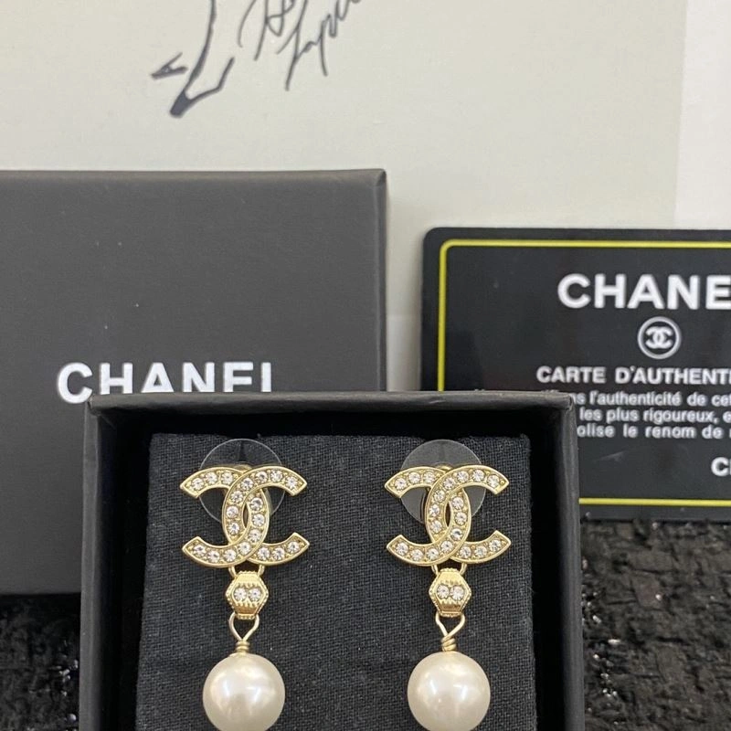 Chanel Earrings Casual 232317