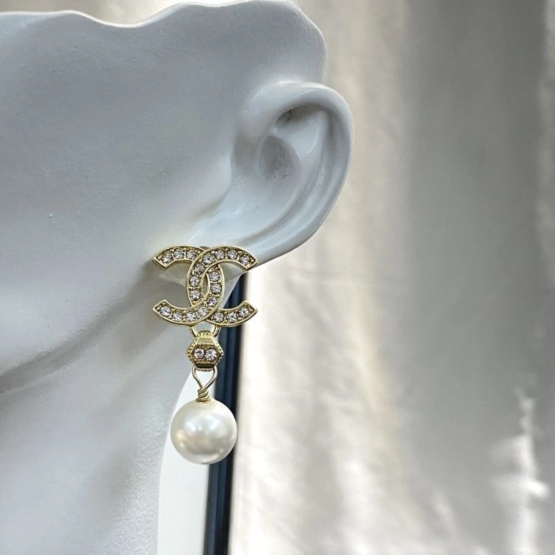 Chanel Earrings Casual 232317