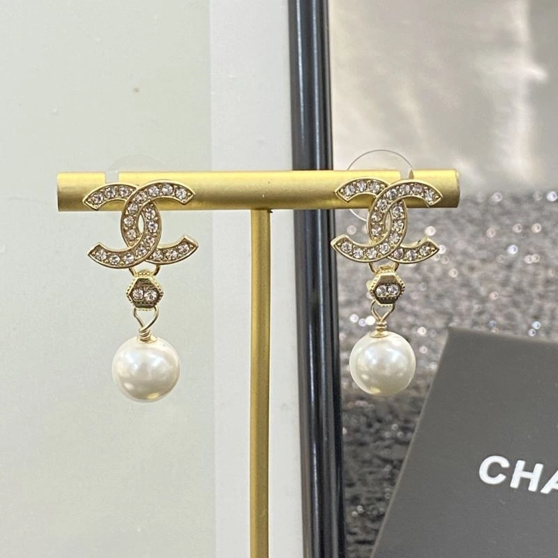 Chanel Earrings Casual 232317