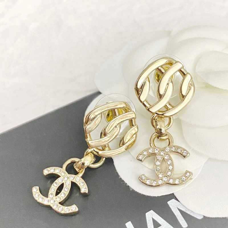Chanel Earrings Lightweight 232291
