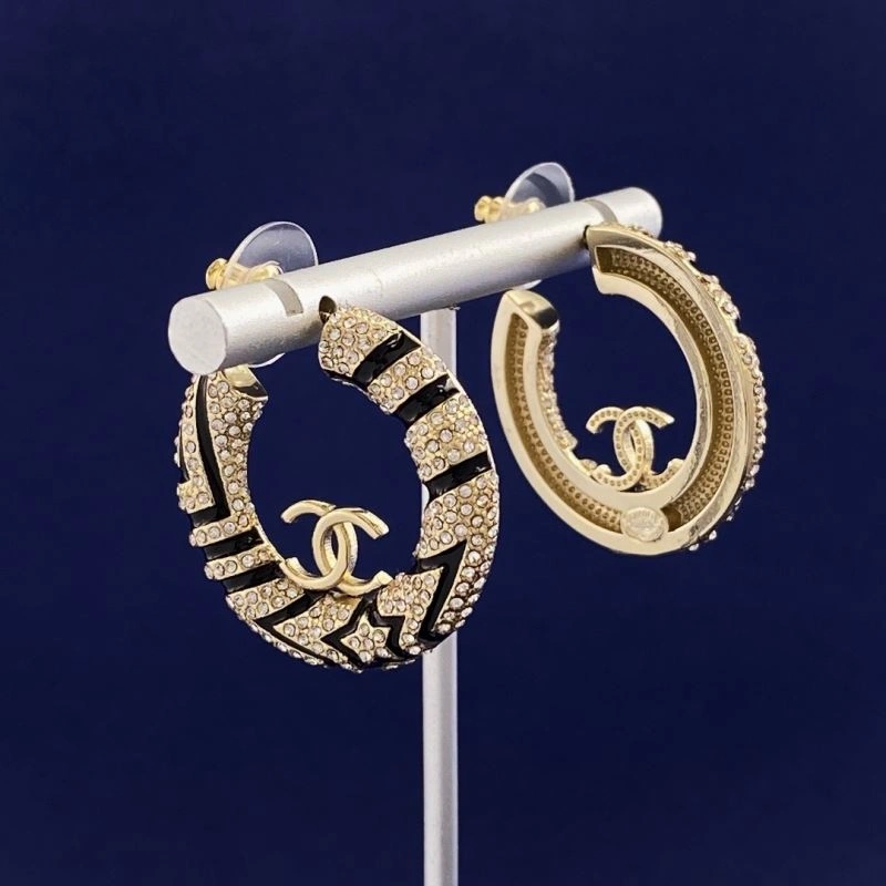 Trendsetting Chanel Earrings 232287