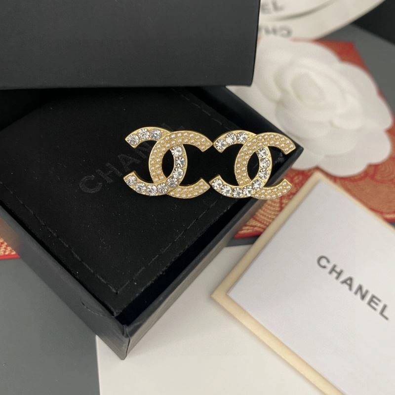 Refined Chanel Earrings 232349