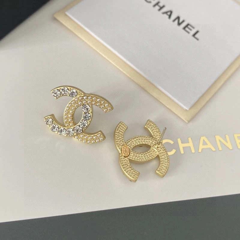 Refined Chanel Earrings 232349