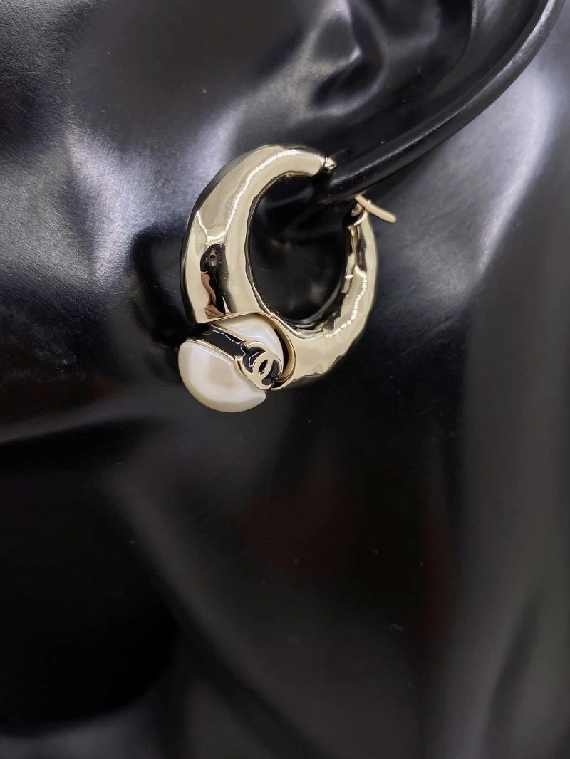 Chanel Earrings Breathable 232275
