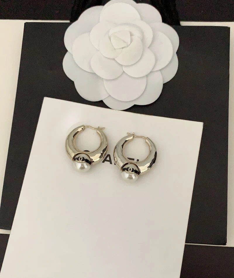 Chanel Earrings Breathable 232275