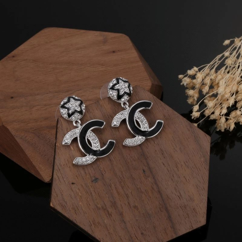 TechFriendly Chanel Earrings 232266