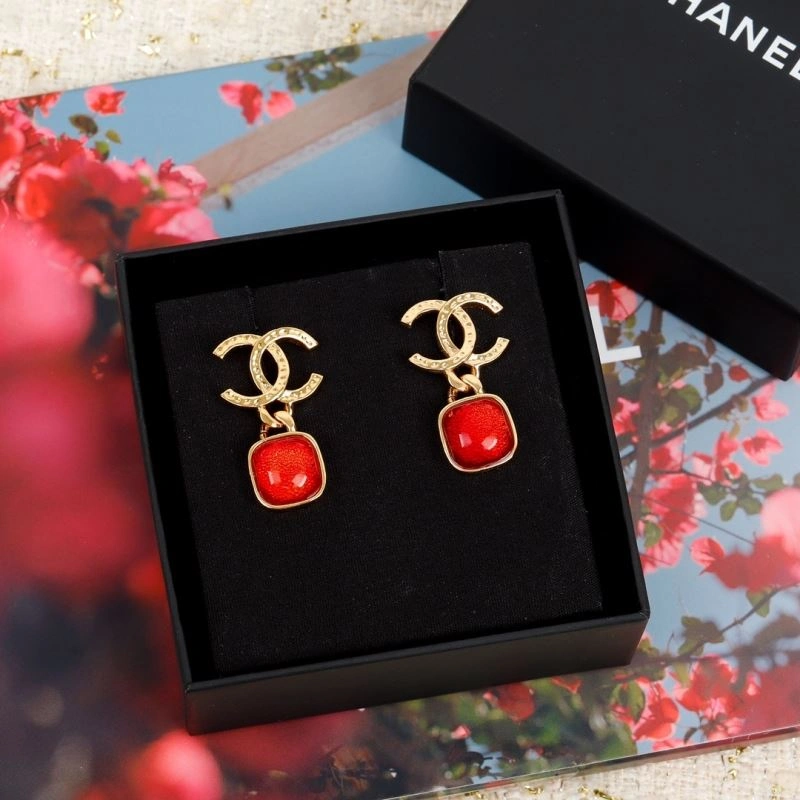 Supportive Chanel Earrings 232337