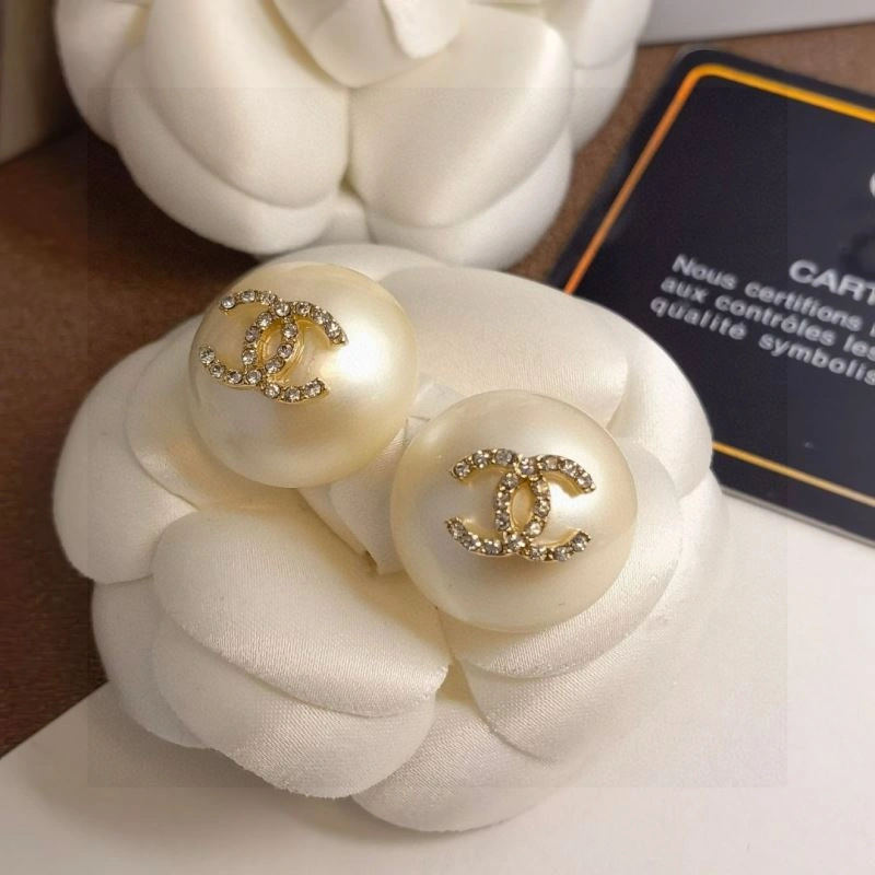 Chanel Earrings Modern 232260