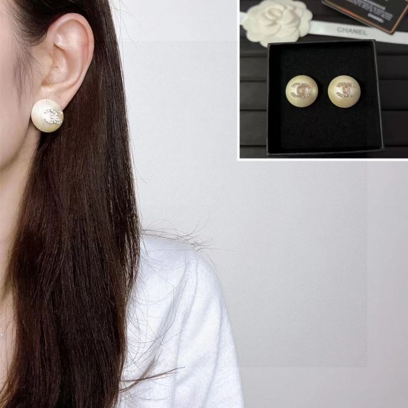 Chanel Earrings Modern 232260