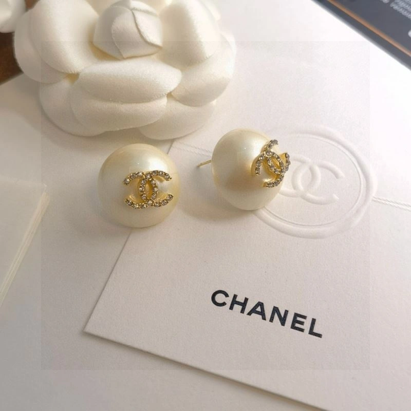 Chanel Earrings Modern 232260
