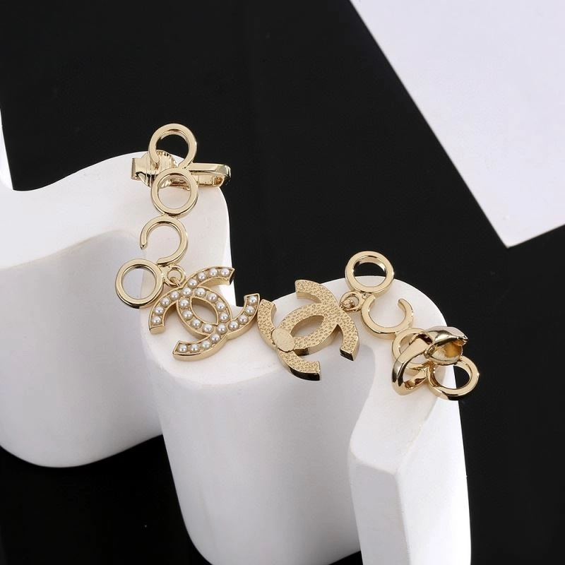 Affordable Chanel Earrings 232263