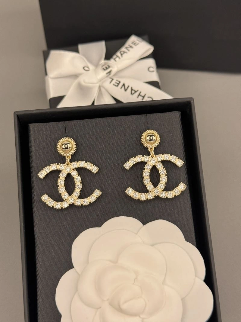 Versatile Chanel Earrings 232408