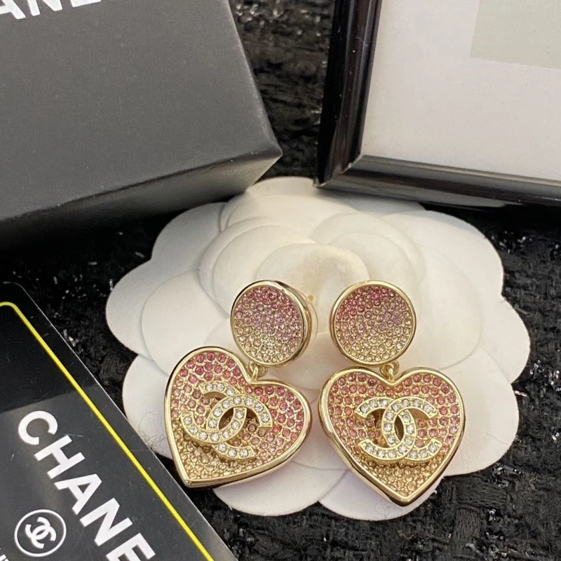Chanel Earrings EyeCatching 232270