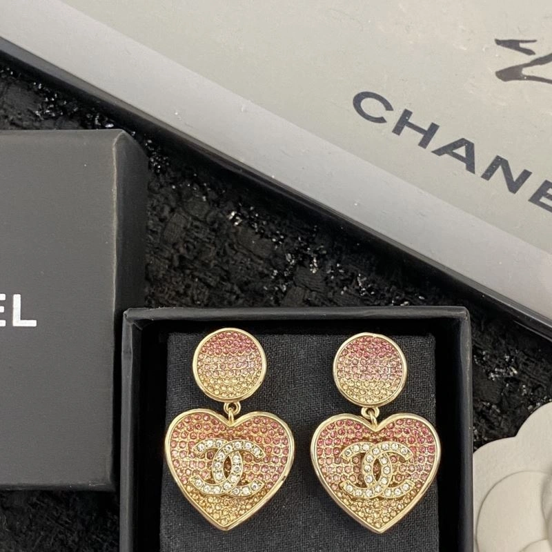 Chanel Earrings EyeCatching 232270