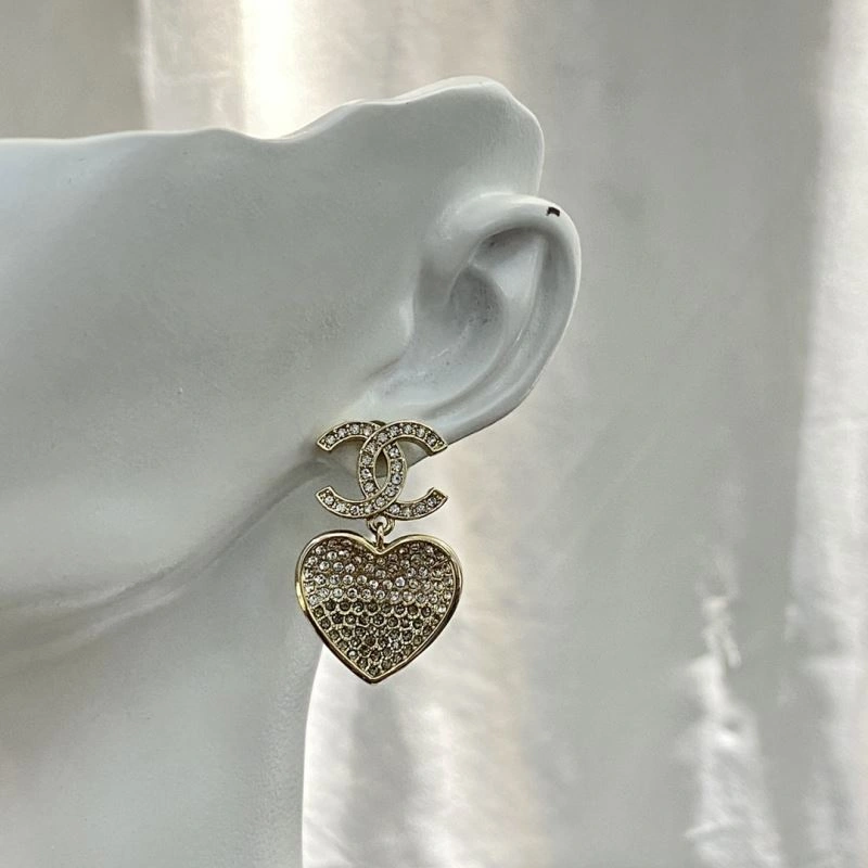Comfortable Chanel Earrings 232267
