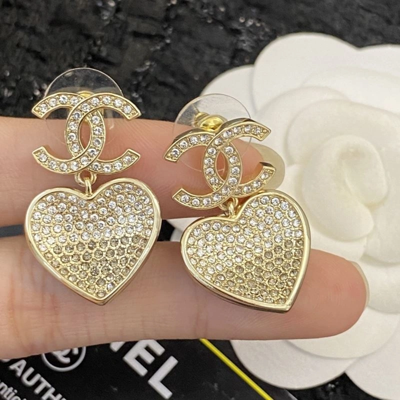 Comfortable Chanel Earrings 232267