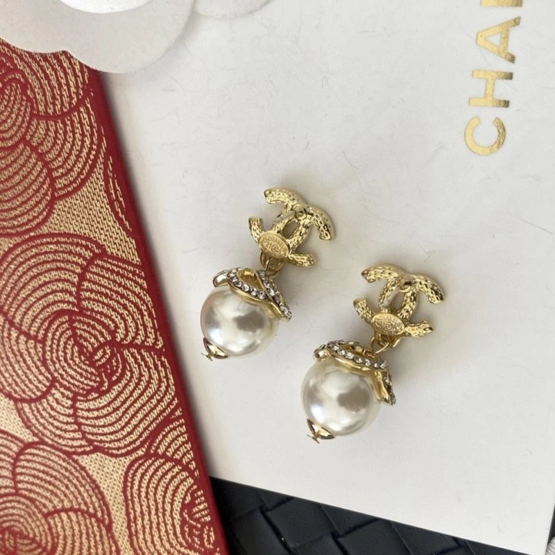 Chanel Earrings Trendsetting 232234