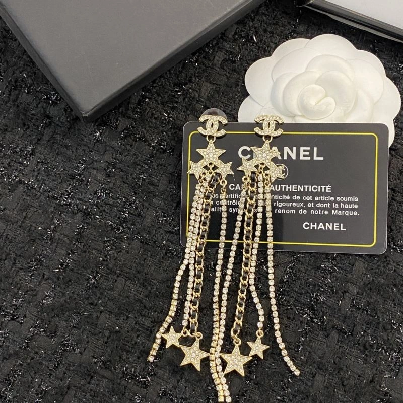 Minimalist Chanel Earrings 232246